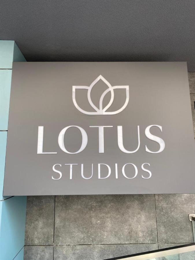 מאמאיה Lotus Studios מראה חיצוני תמונה